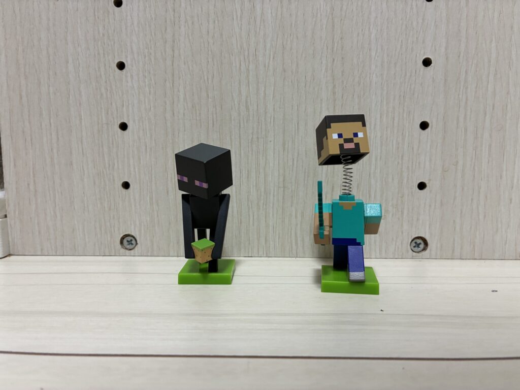 エンダーマンと首の伸びたスティーブ